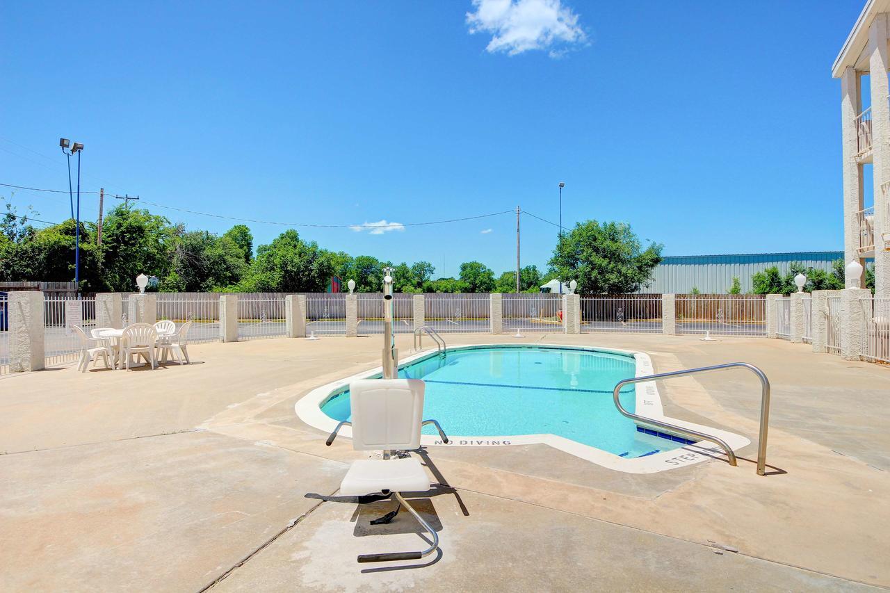 Motel 6-Oklahoma City, Ok - Frontier City Exterior photo